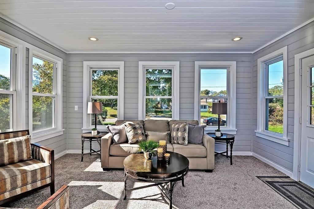 Charming Cottage Historic Falmouth Cape Cod Near Beach And Downtown 2Br 1Bath Deck Eksteriør billede